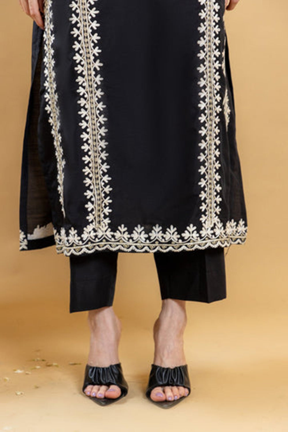 Khushboo & Pankaj Noir Ivory Embroidered Suit Set