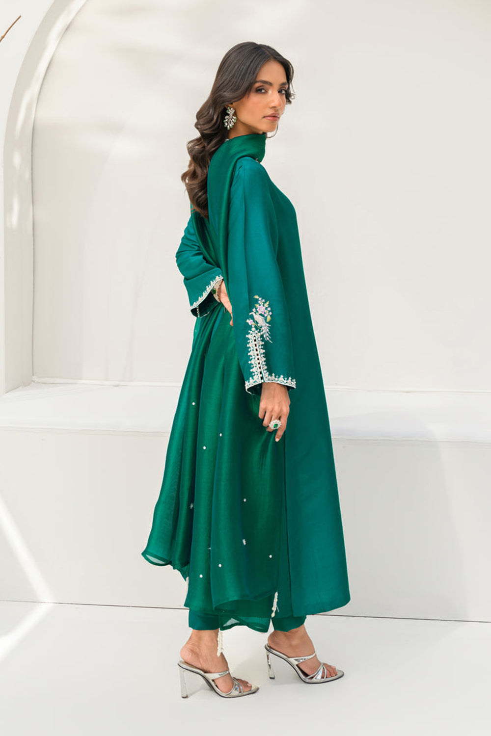 Khushboo & Pankaj Women Emerald Green Embroidered Silk Suit Set