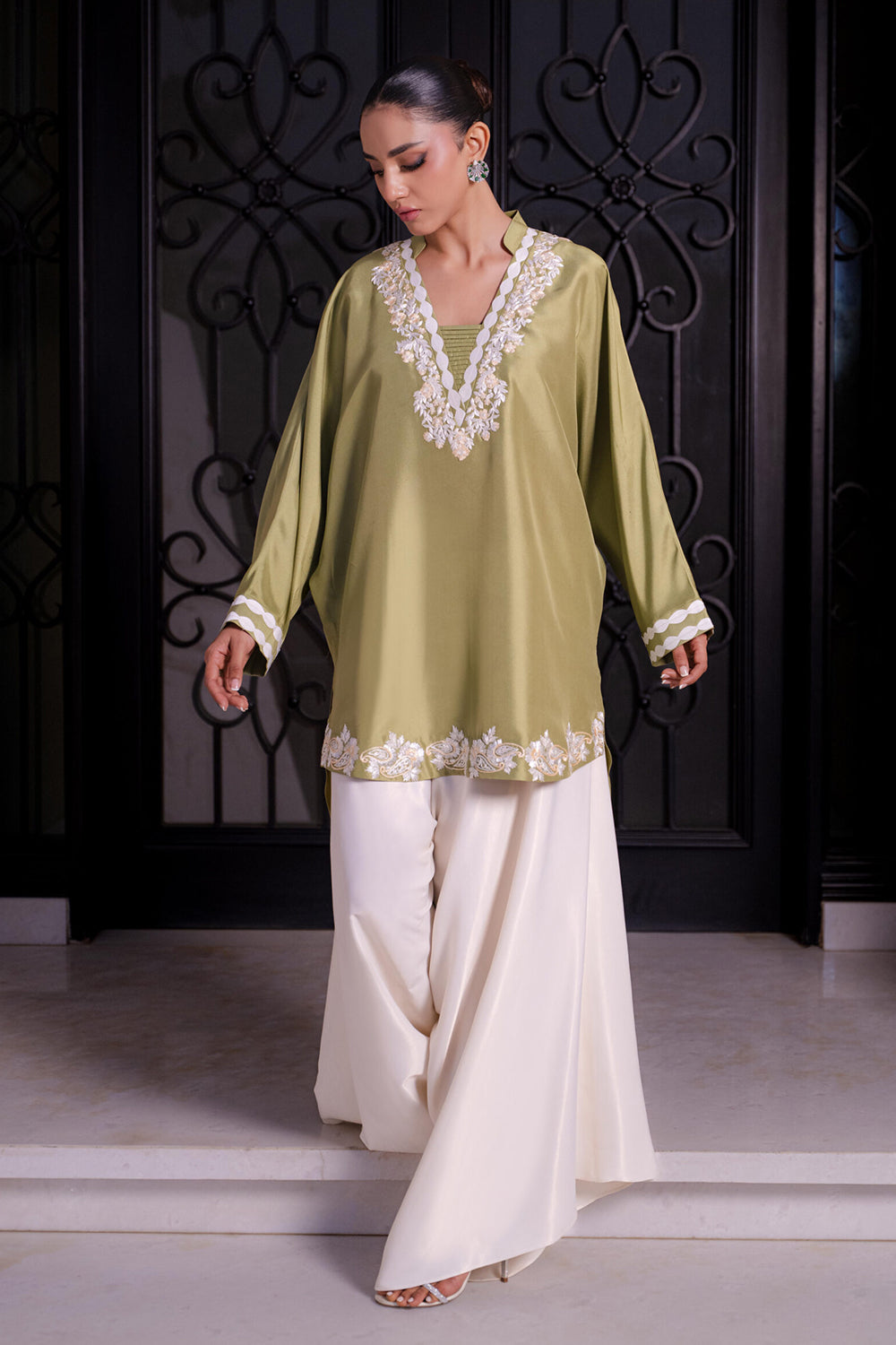 Khushboo & Pankaj Women Olive Green Embroidered Kurta Set with Farshi Salwar