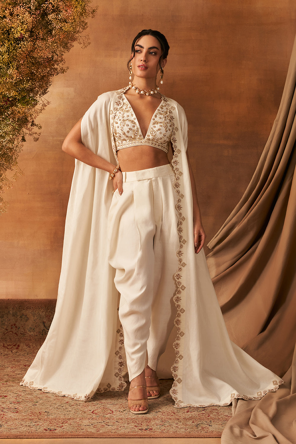 Kundo Whisper Dhoti Cape set