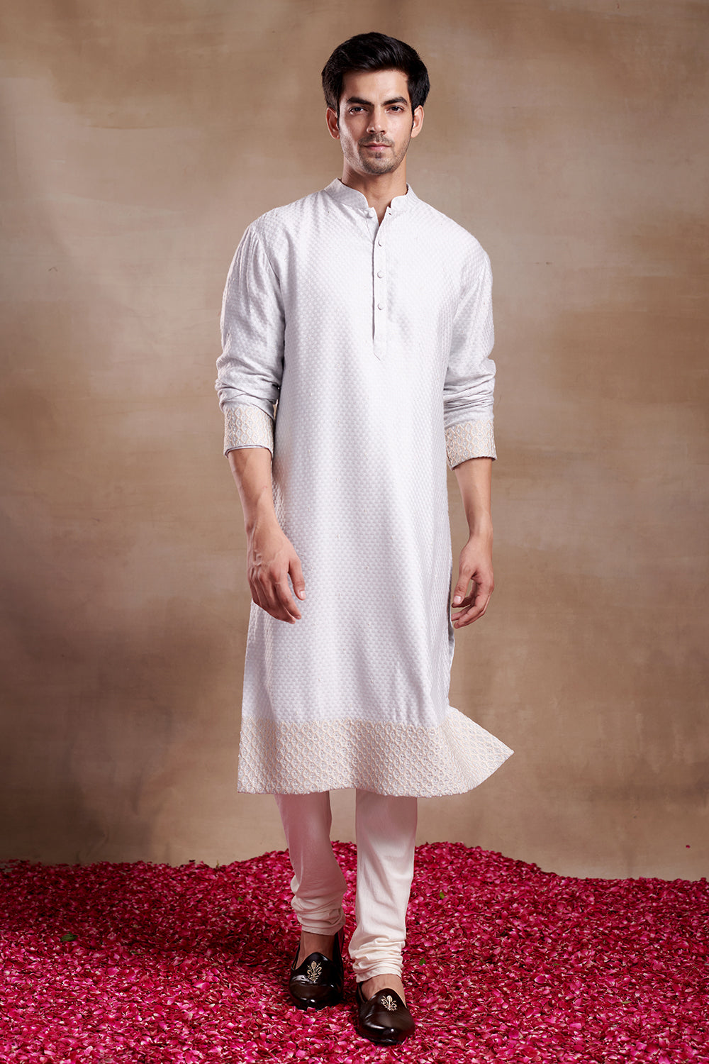 Kuvam Kurta