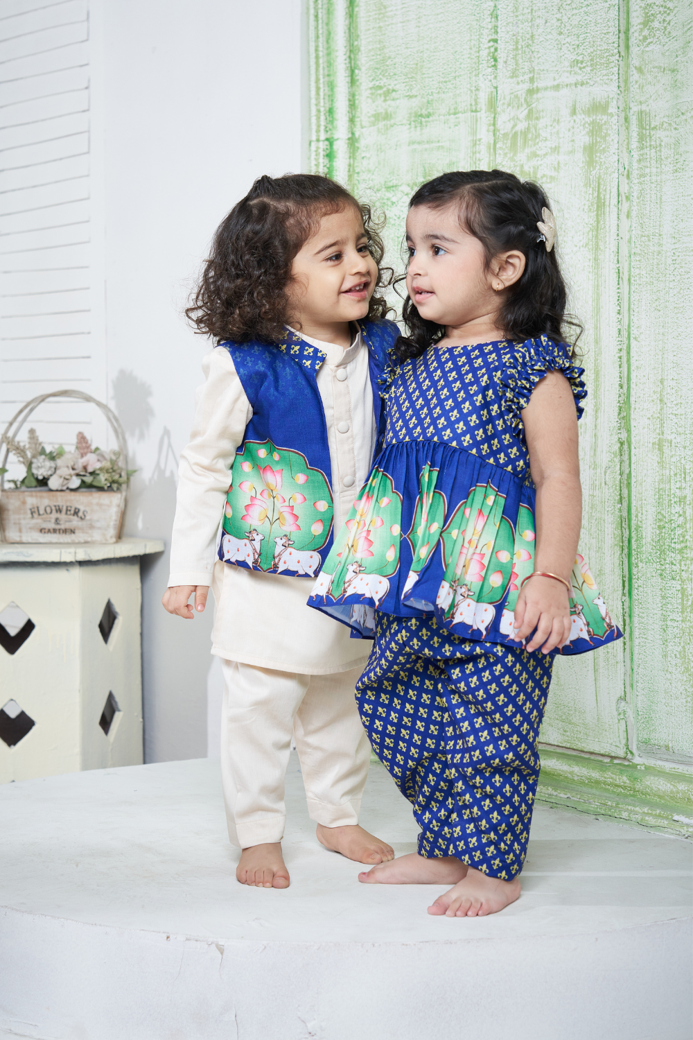 BLUE PICHWAI BANDI SET