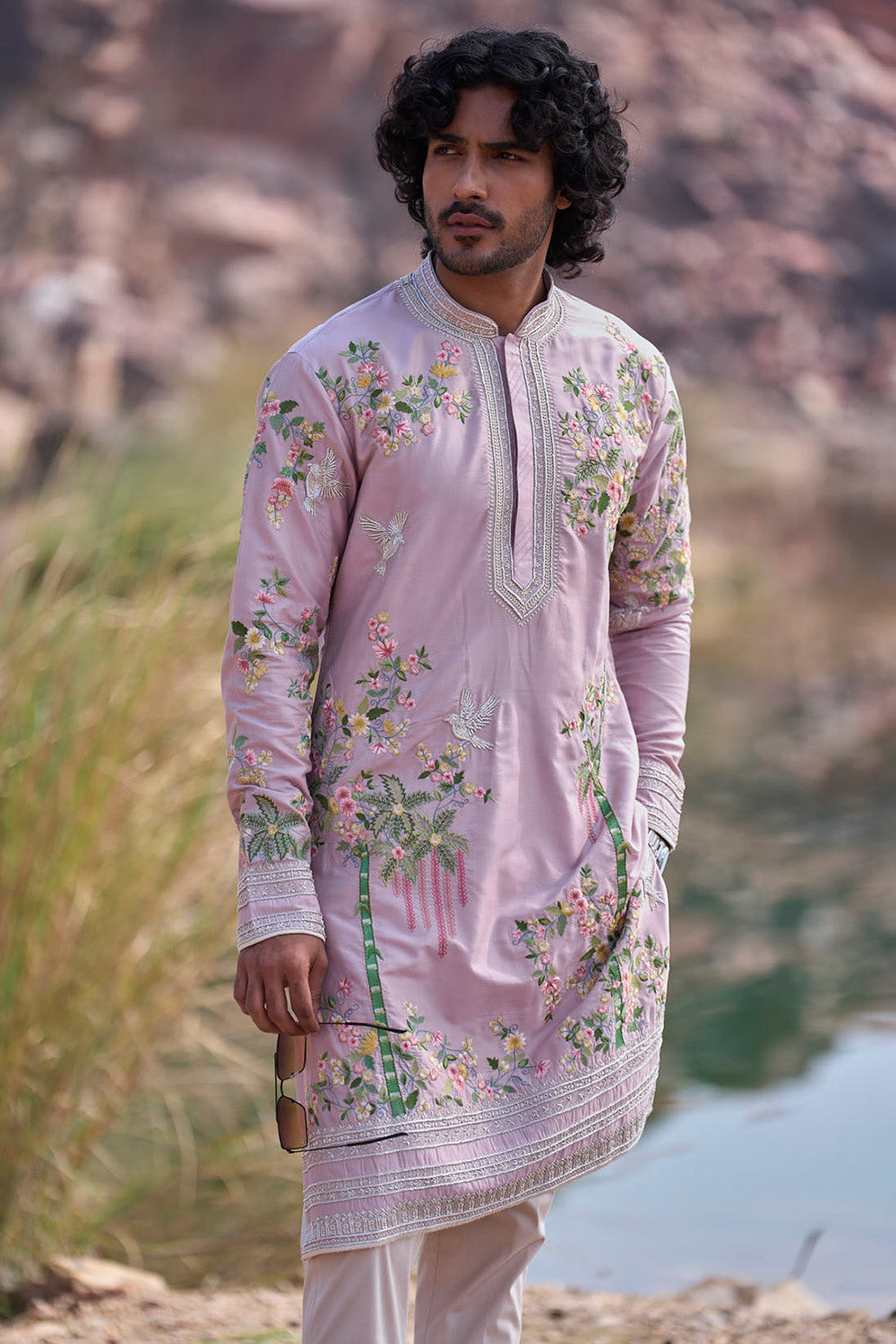 Lilac Royal Palm Tree Creeper Bird Multithread Kurta Set