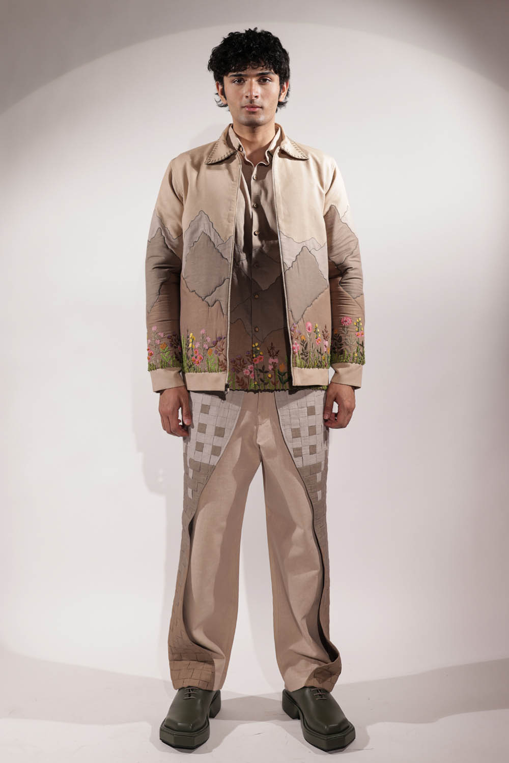 Linen jacket with mountain patchwork and floral embroidery