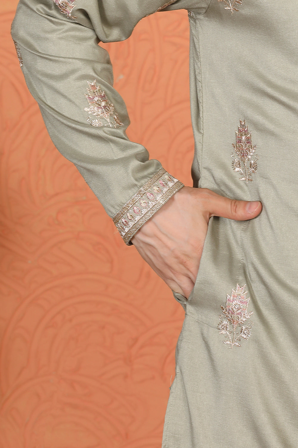 Maharaj Embroidered Kurta with Back Elastic Pants