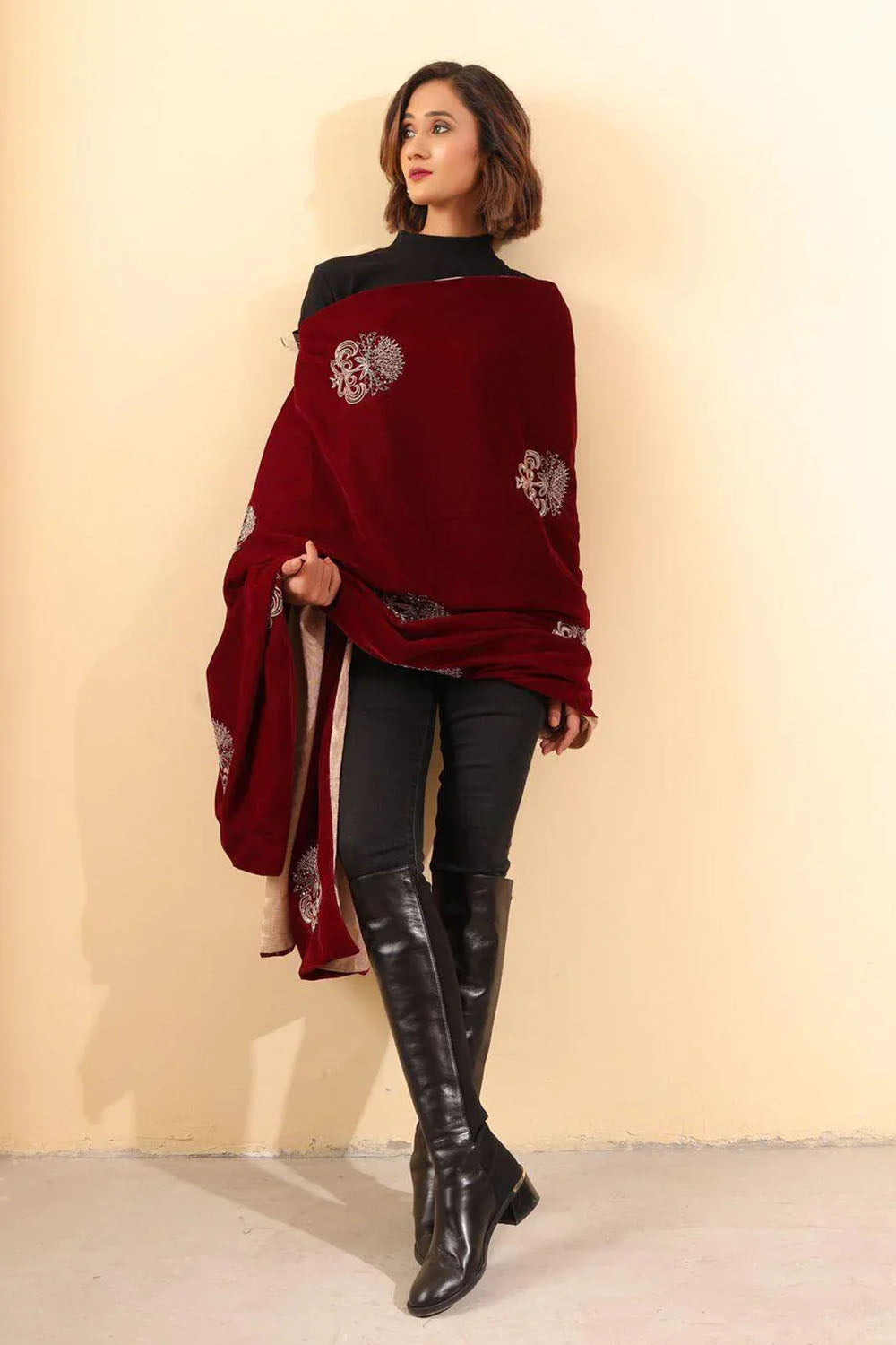 Maroon Velvet Embroidered Stole
