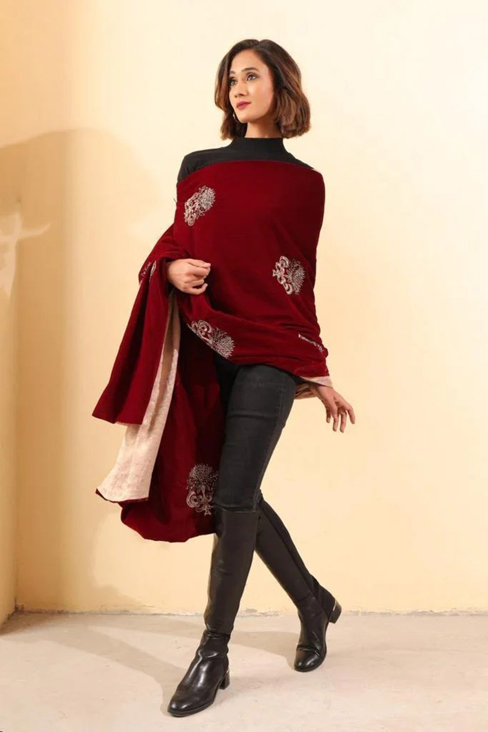 Maroon Velvet Embroidered Stole