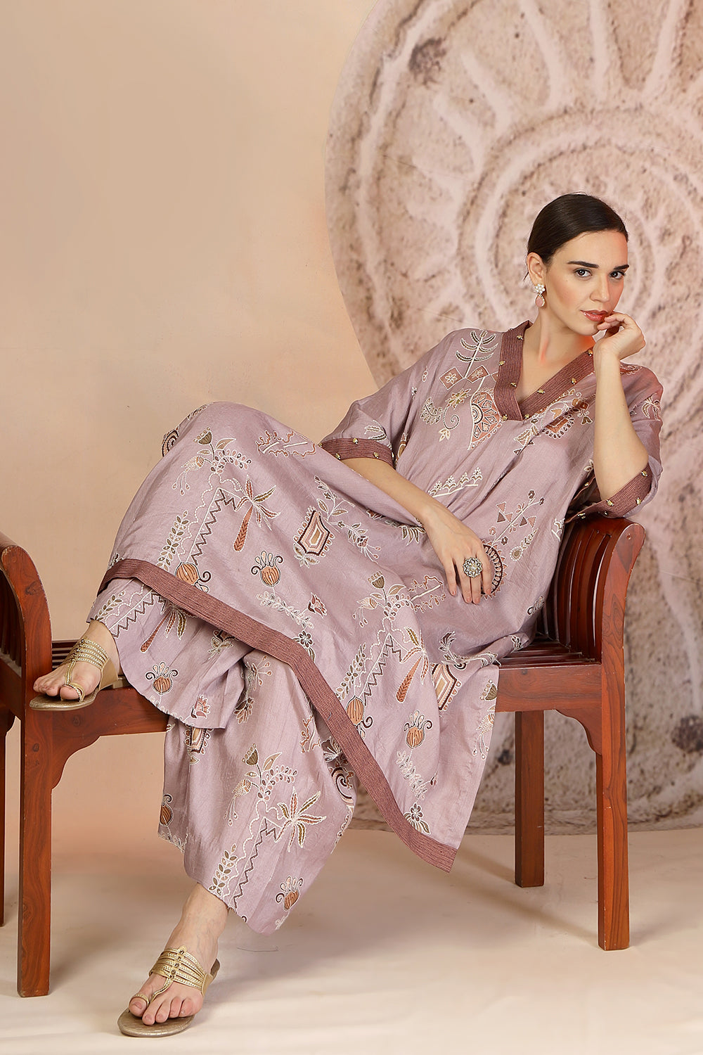 Mauve Slub Cotton Kaftan Kurta Set with Tribal Patchwork & Metallic Detailing