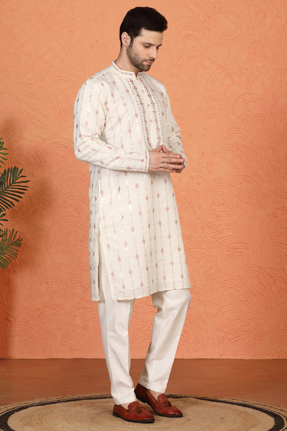 Mayuresh Mirror  Embroidered Kurta with  Back Elastic Pants
