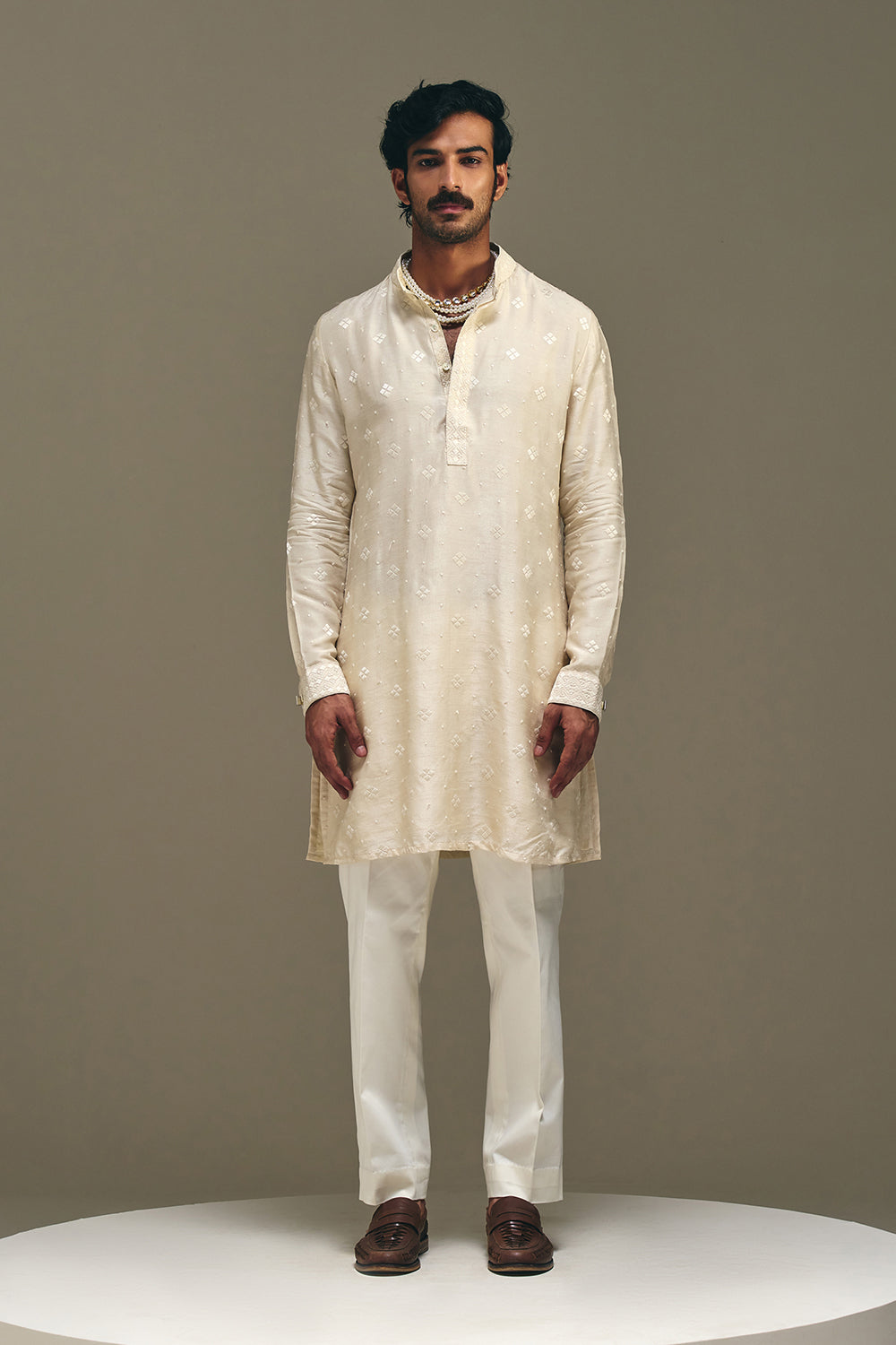 Meander Achkan Set