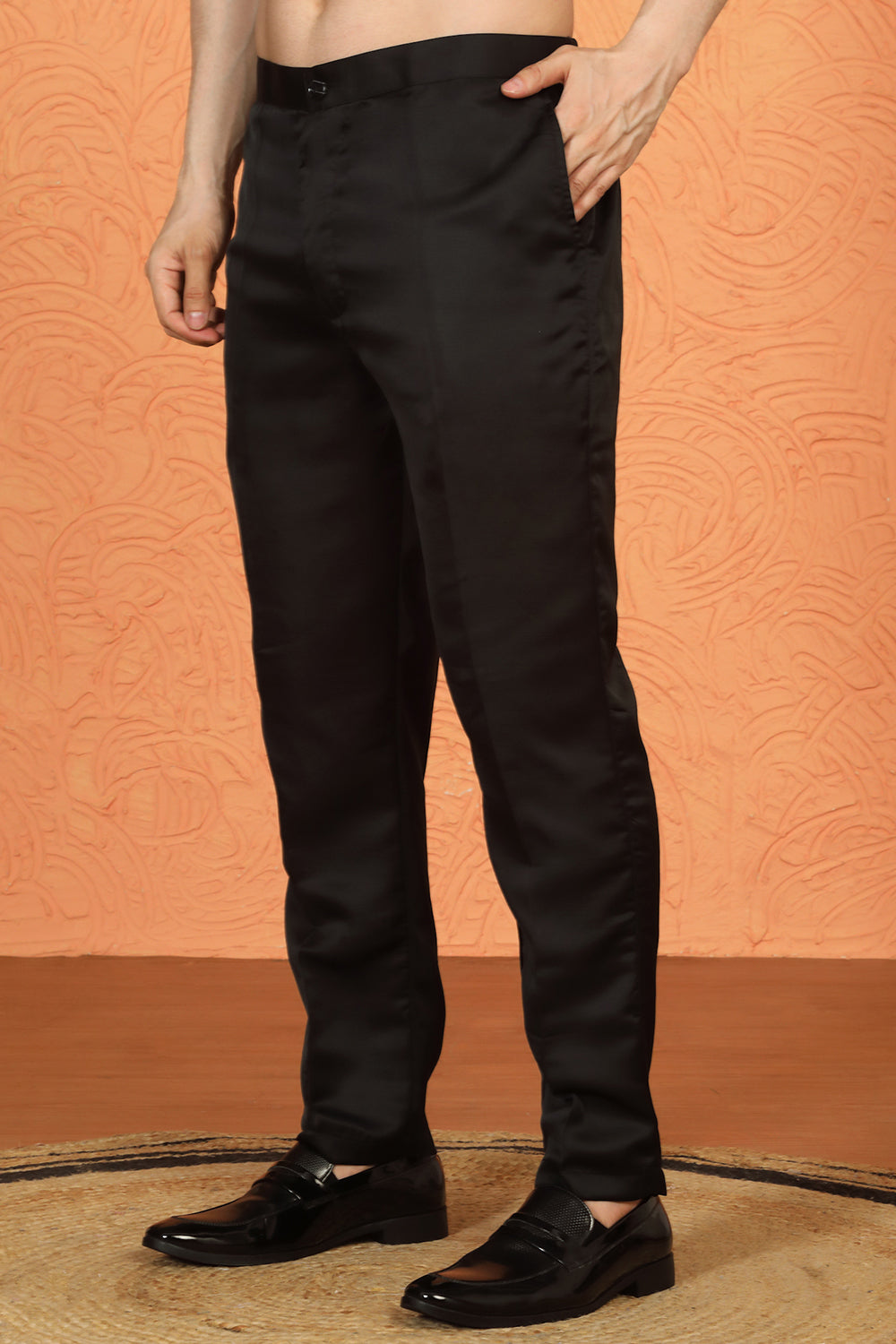 Mehfil-E-Khaas  Embroidered Kurta Set with Back Elastic Pants