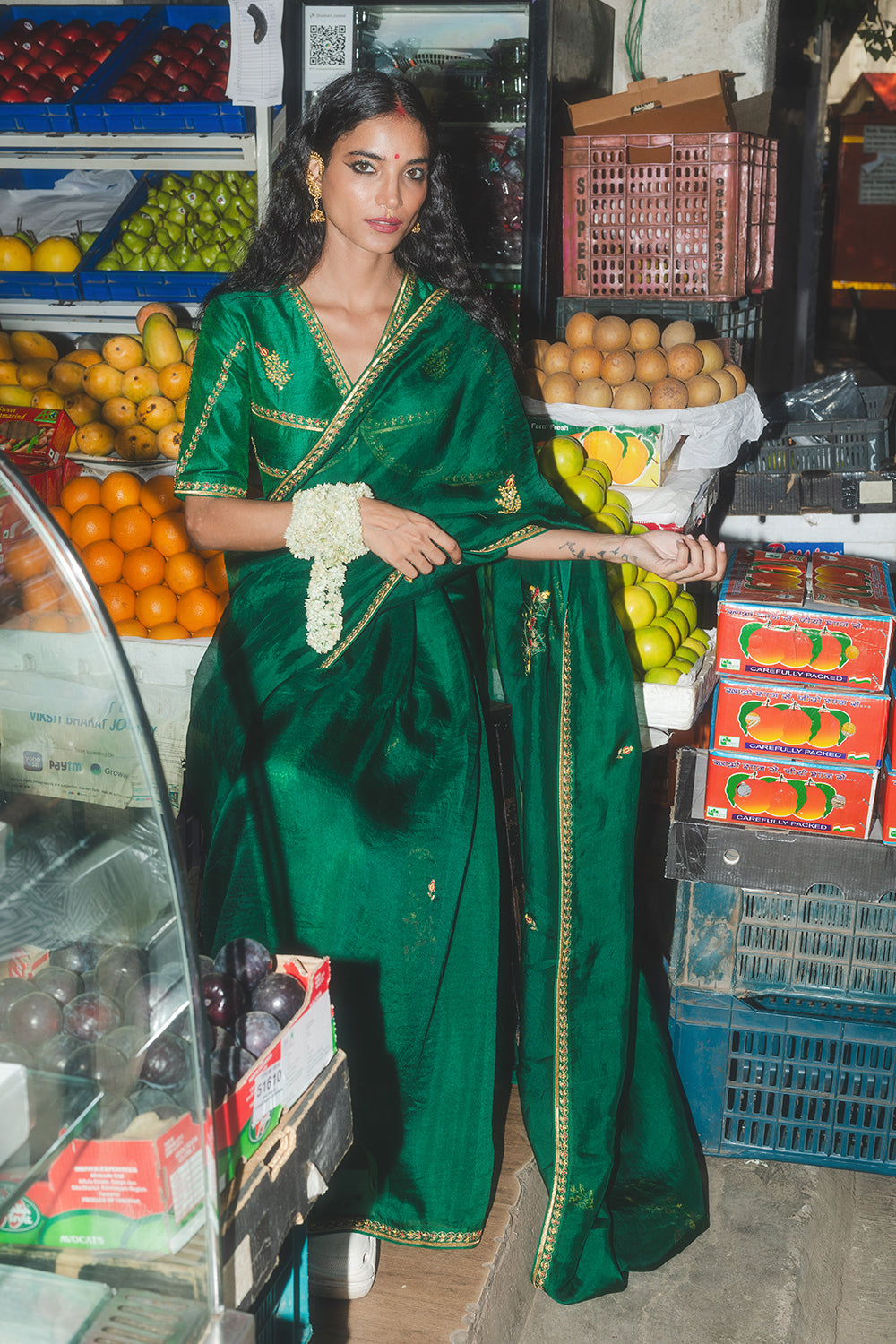 Mirchi panna Sari & Blouse