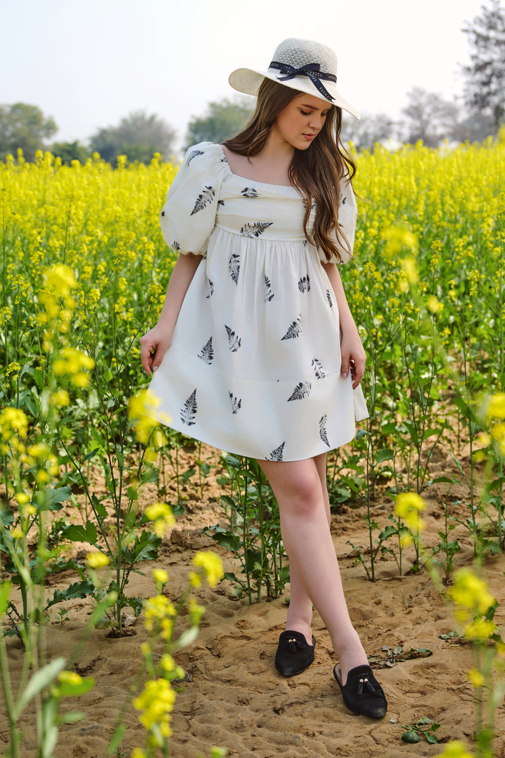 Monochrome Fern Short Bow Dress