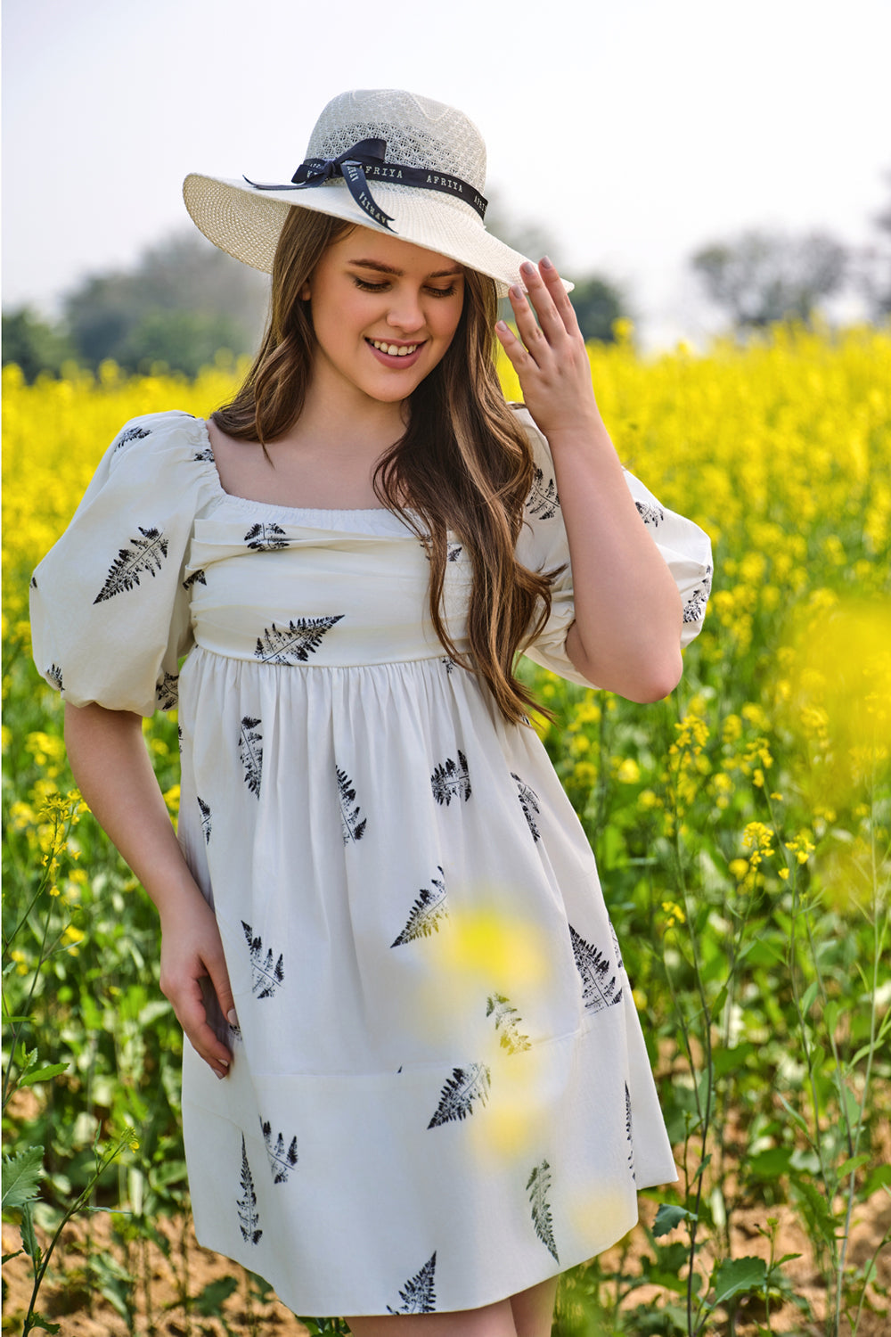 Monochrome Fern Short Bow Dress