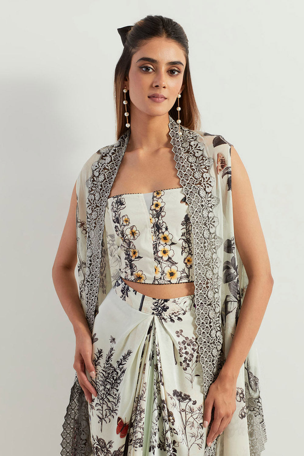 Multi Colour Cape With Inner And Skirt