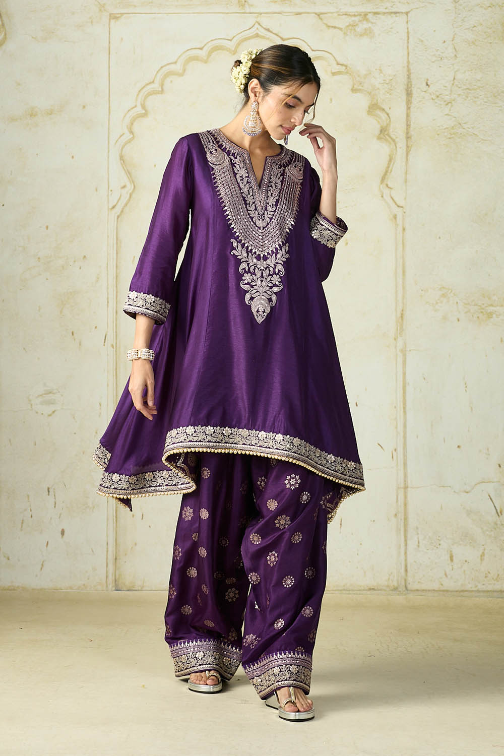 Nadia Farshi Set
