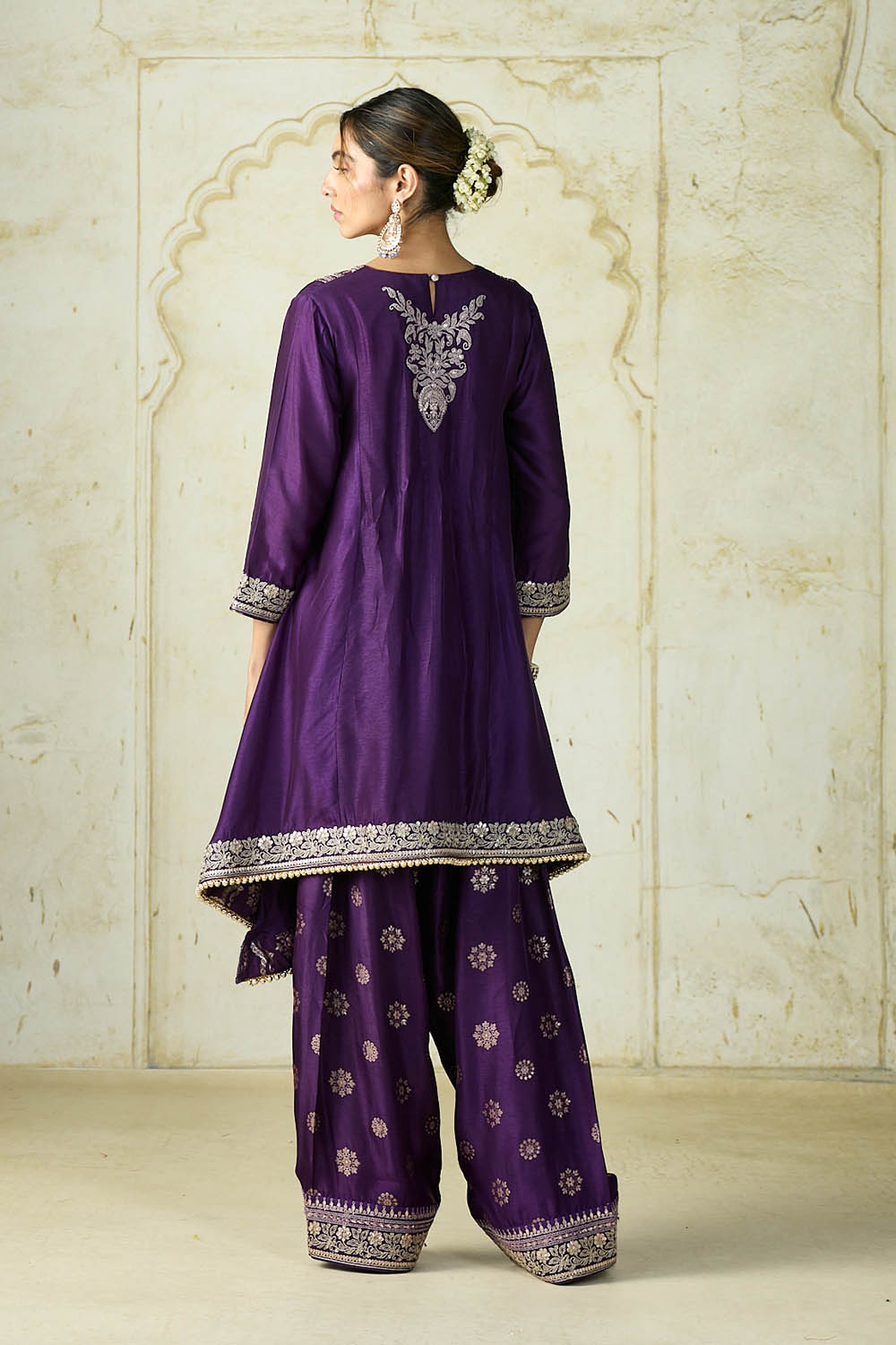 Nadia Farshi Set