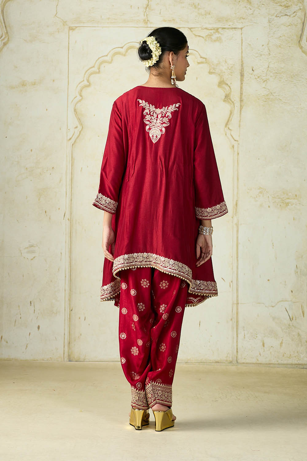 Nadia Farshi Set