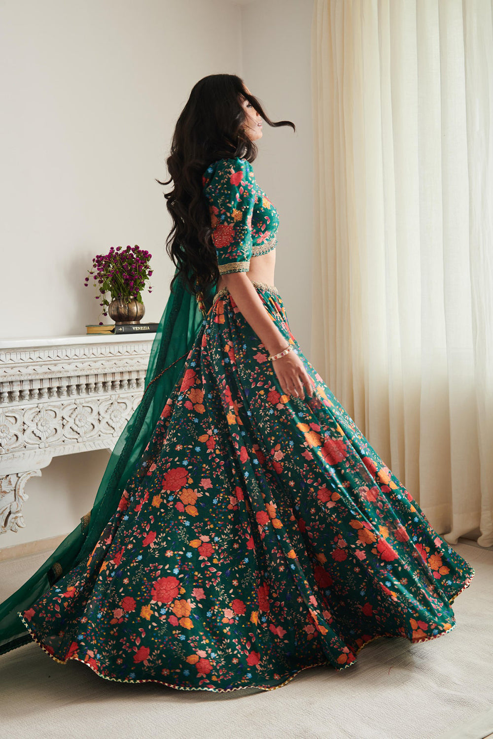 Navyovna Lehenga Set