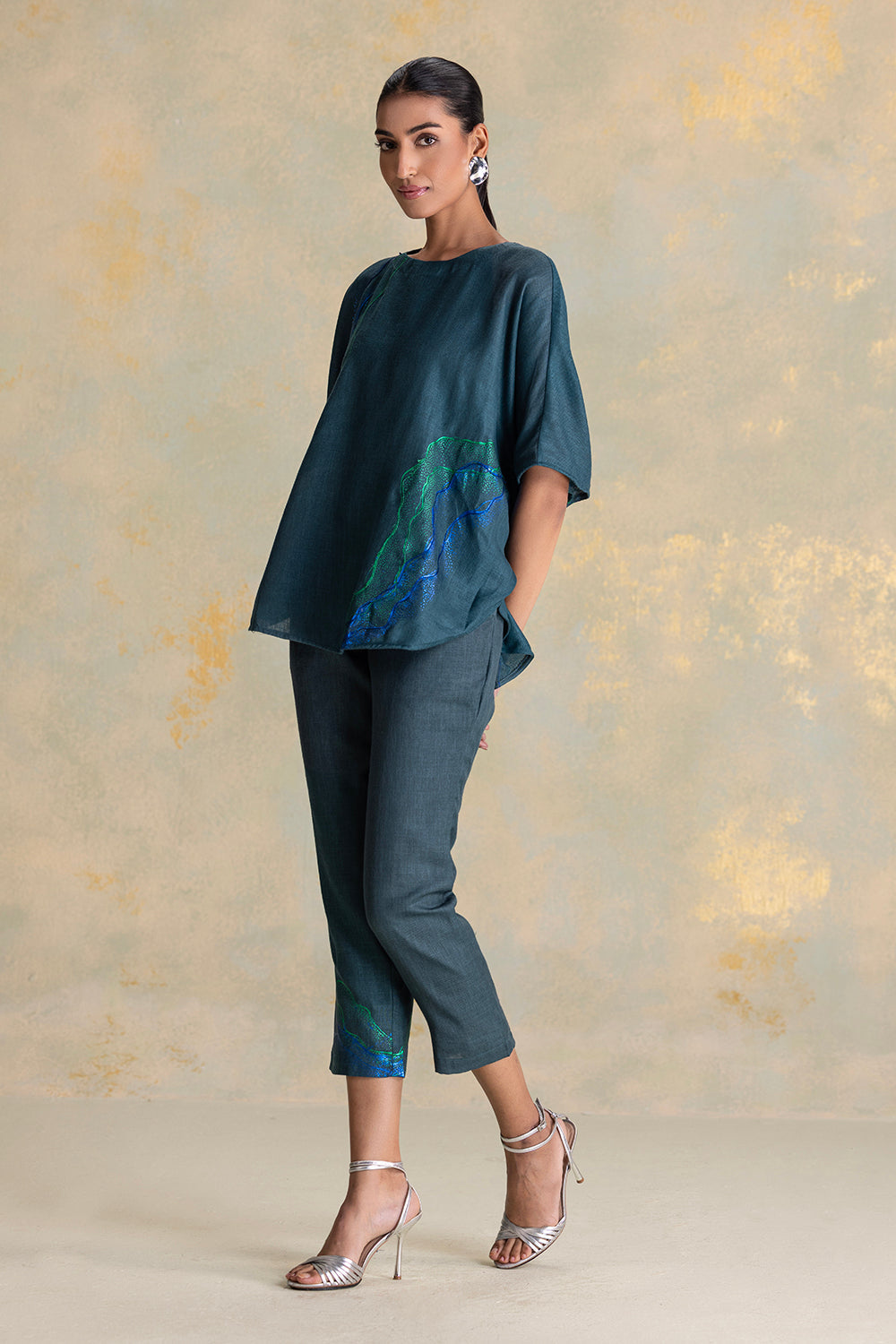 Peacock Veil Croissant Co-ord