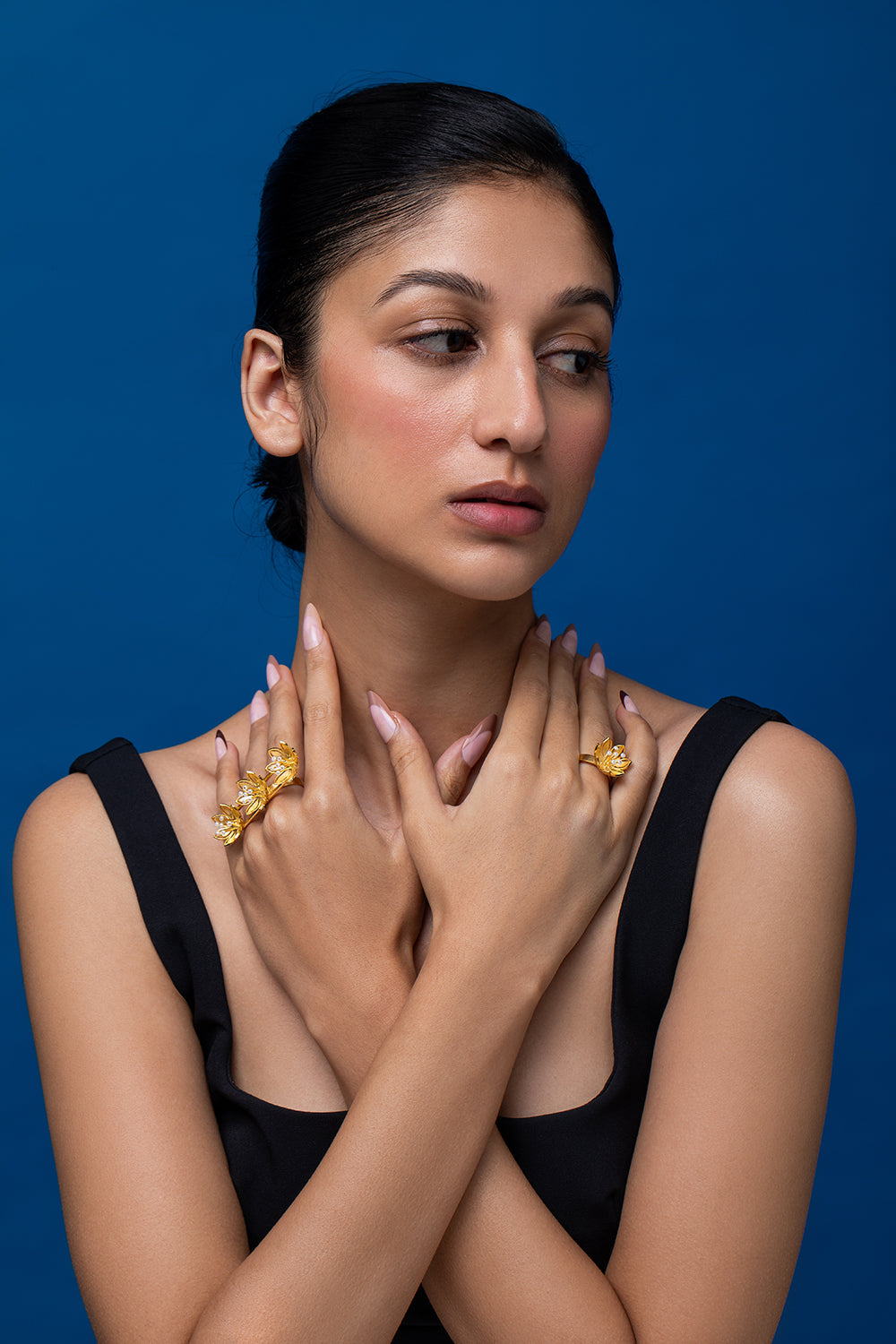 Pearly Golden Flower Three Finger Ring