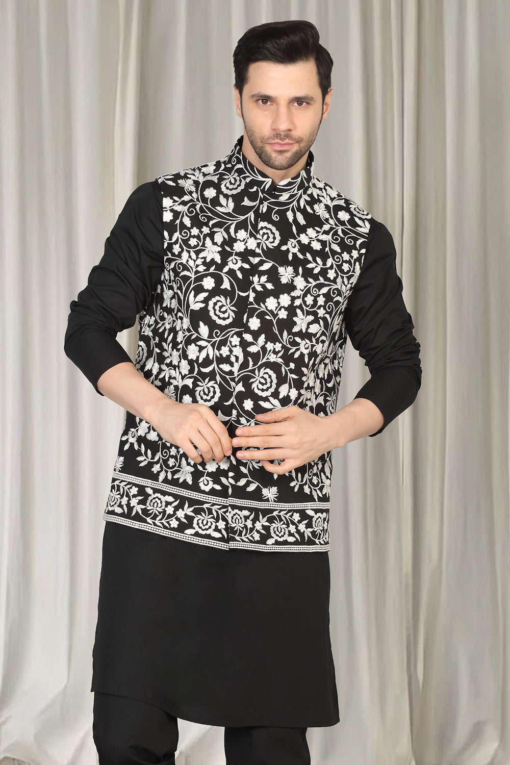 Phool Bahaar Embroidered Bandi With Kurta And  Back Elastic Pants
