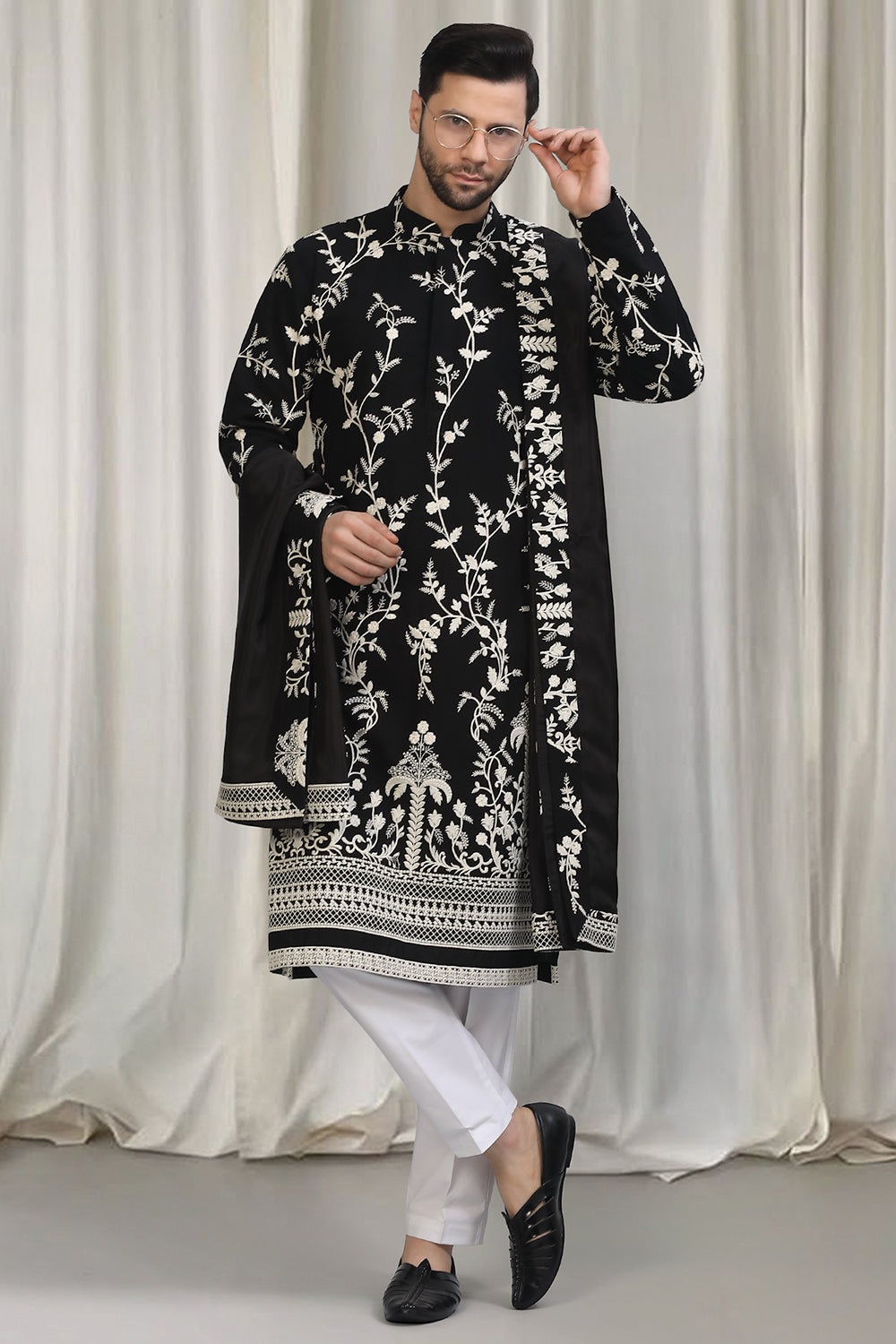 Phool Patti  Embroidered Kurta With Back Elastic Pants And Dupatta