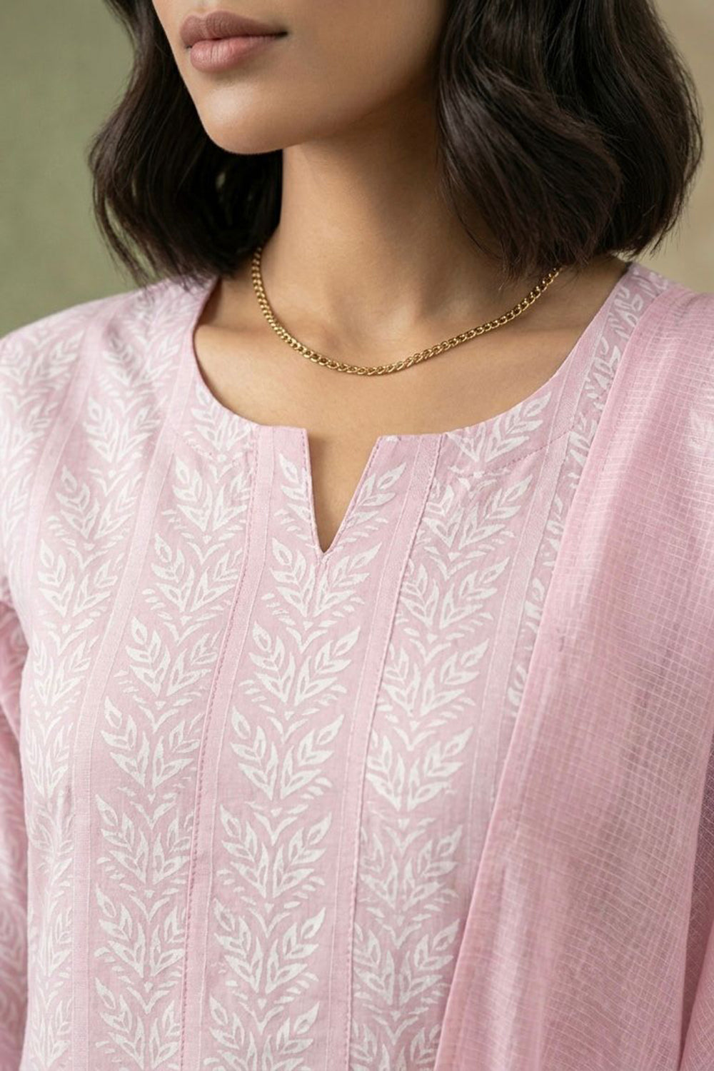 Pink pleated suit set