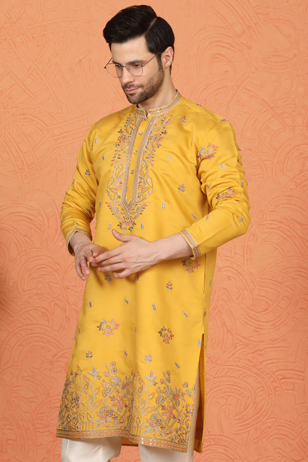Pushp Gram Embroidered Kurta with  Back Elastic Pants