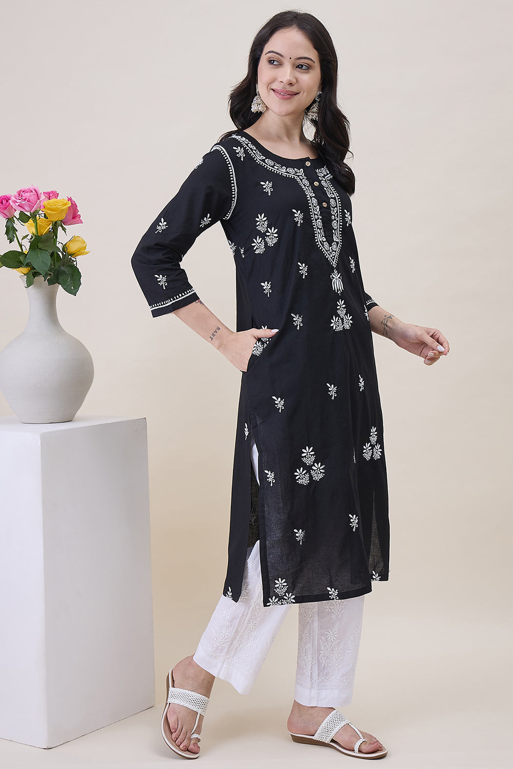 Black Cotton  Round Neck Chikankari Kurta With Side Pockets