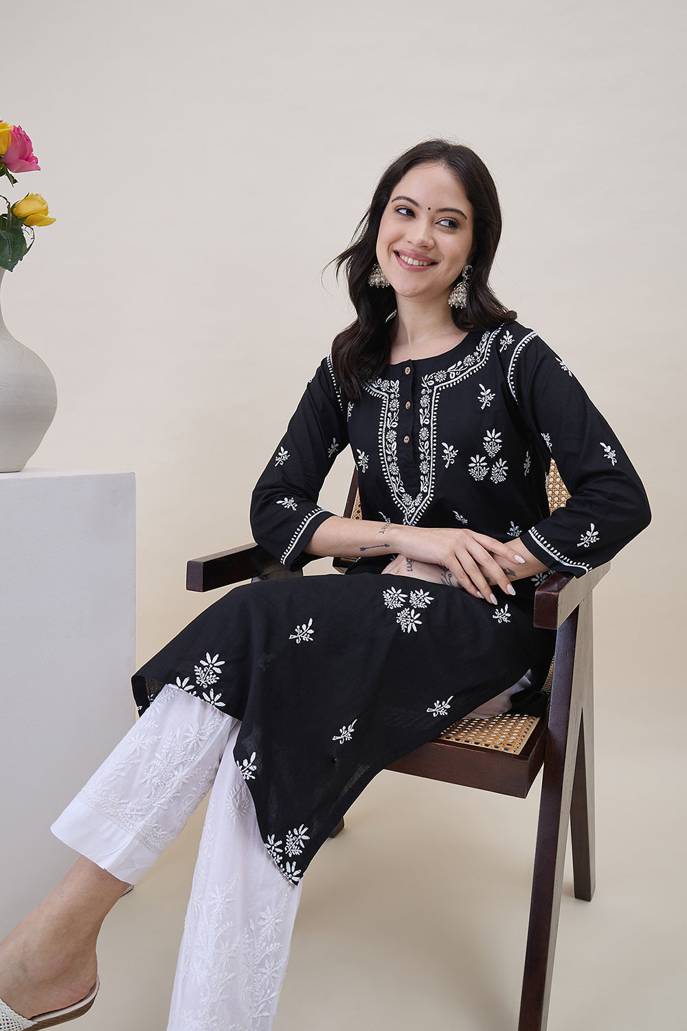 Black Cotton  Round Neck Chikankari Kurta With Side Pockets