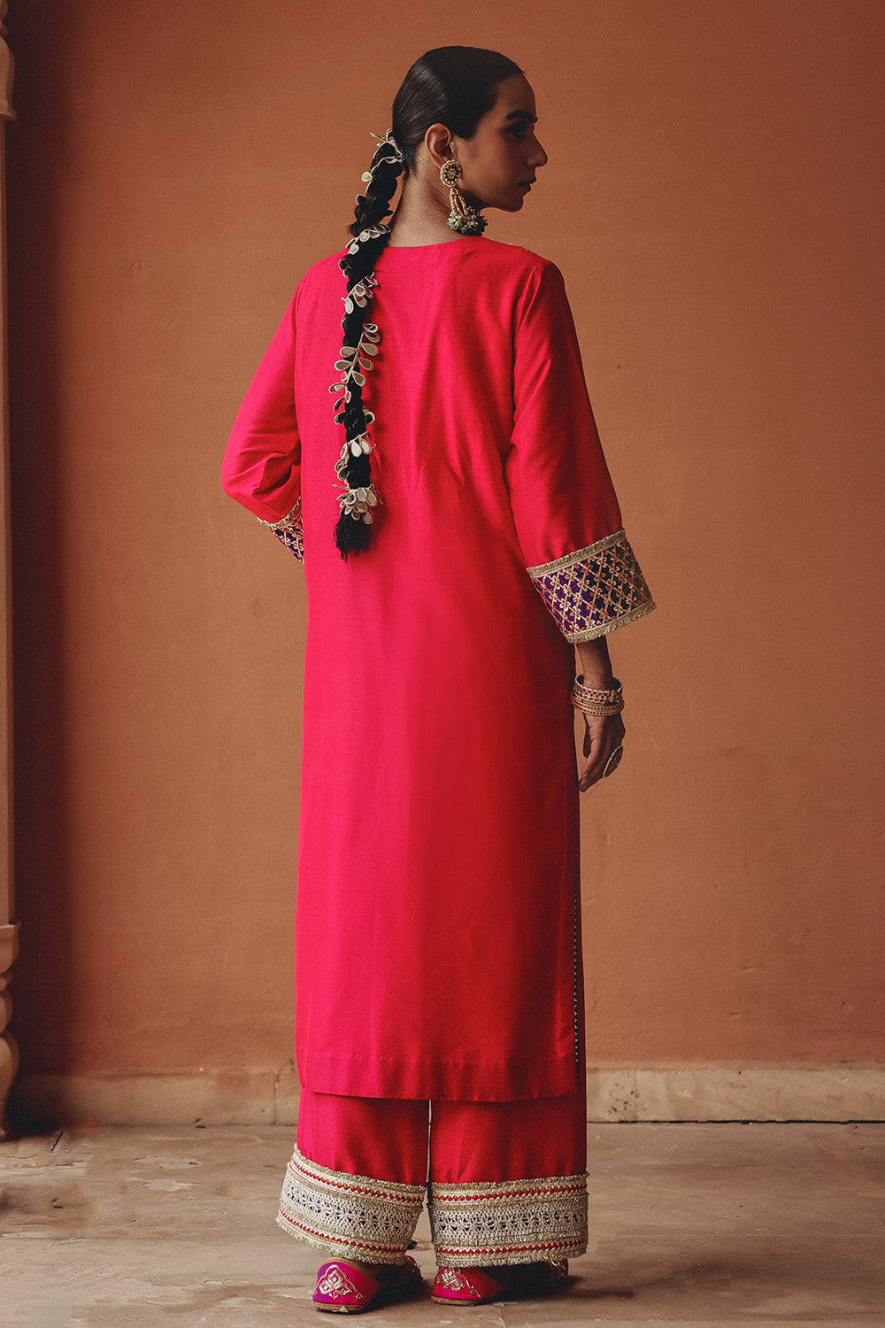 Rani Noor-E-Gulabi  Set