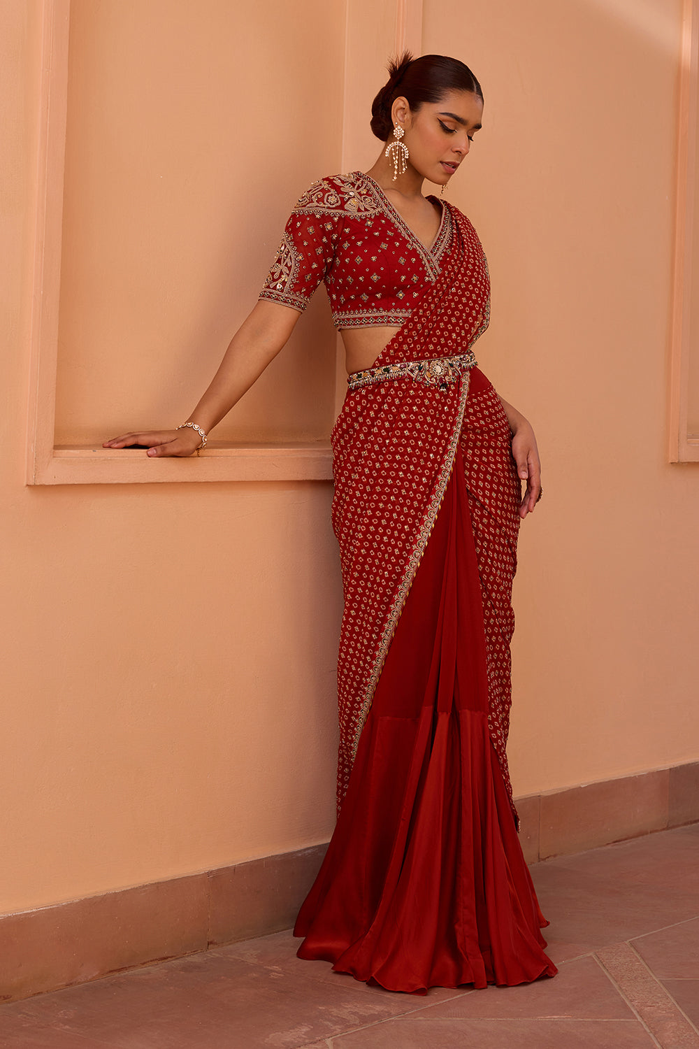 Red bandhani pre drape saree set with detachable pallu and belt