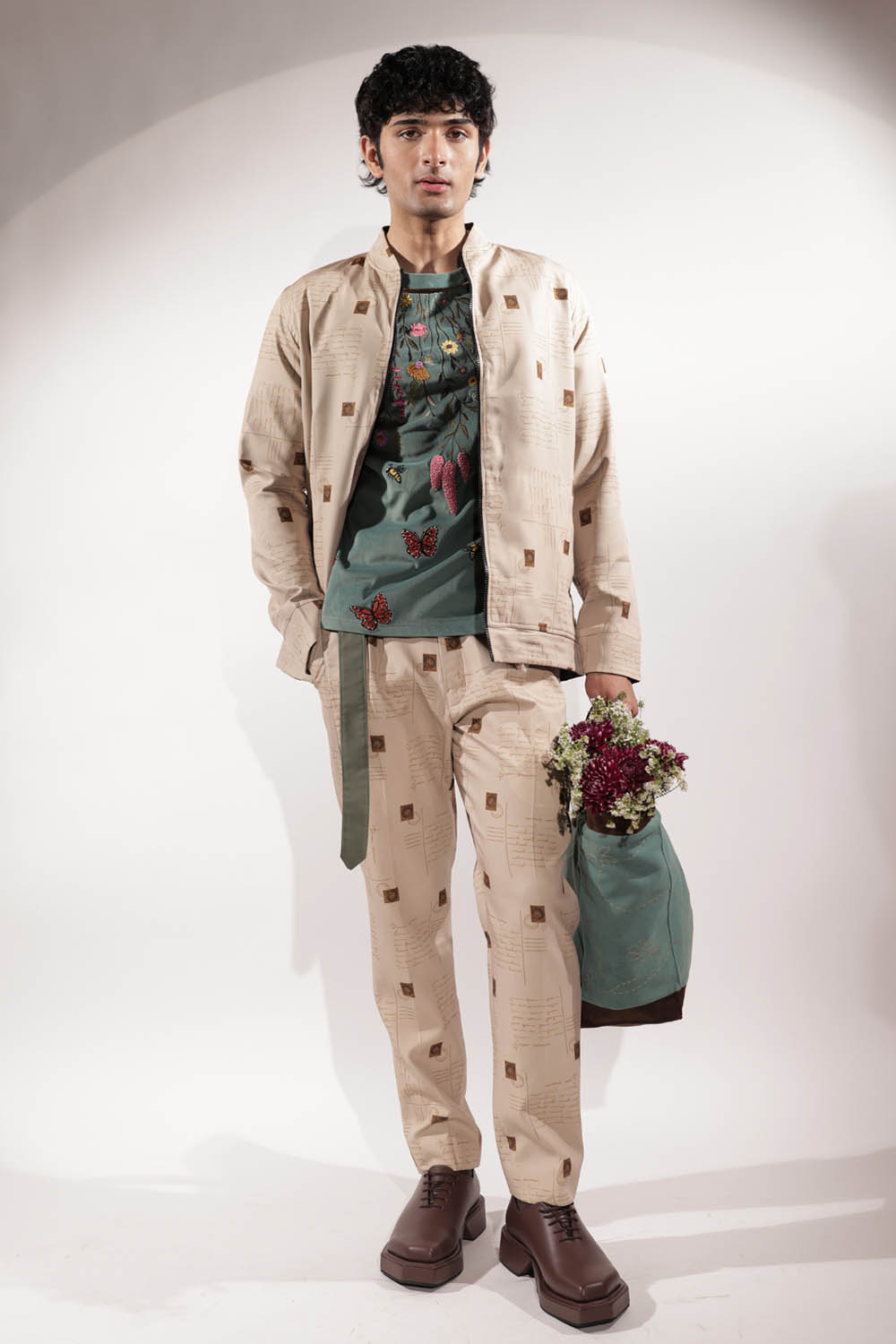 Reversible crepe jacket with dual postcard prints