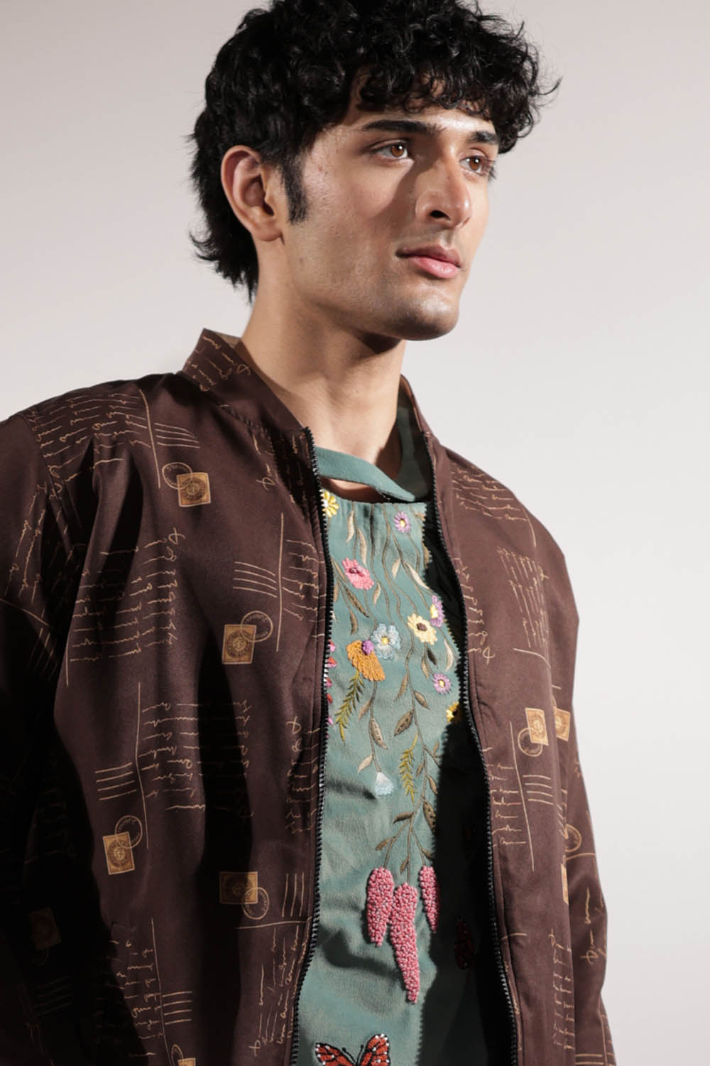 Reversible crepe jacket with dual postcard prints