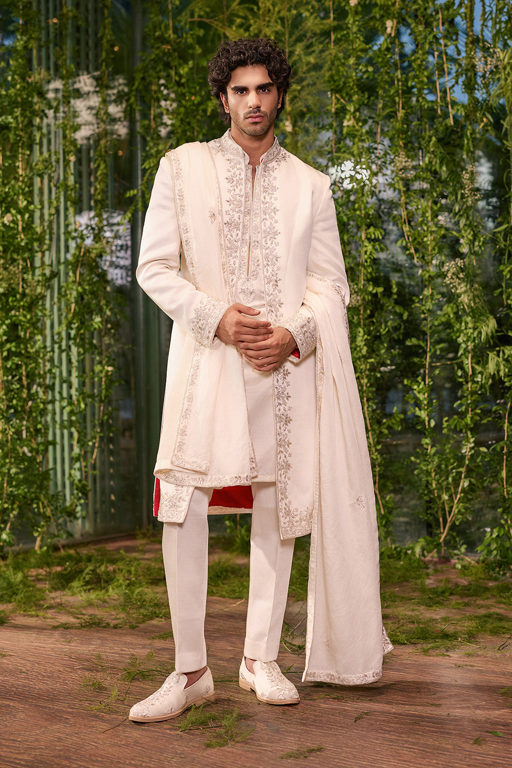 Shvet Agni - The Fearless King Sherwani