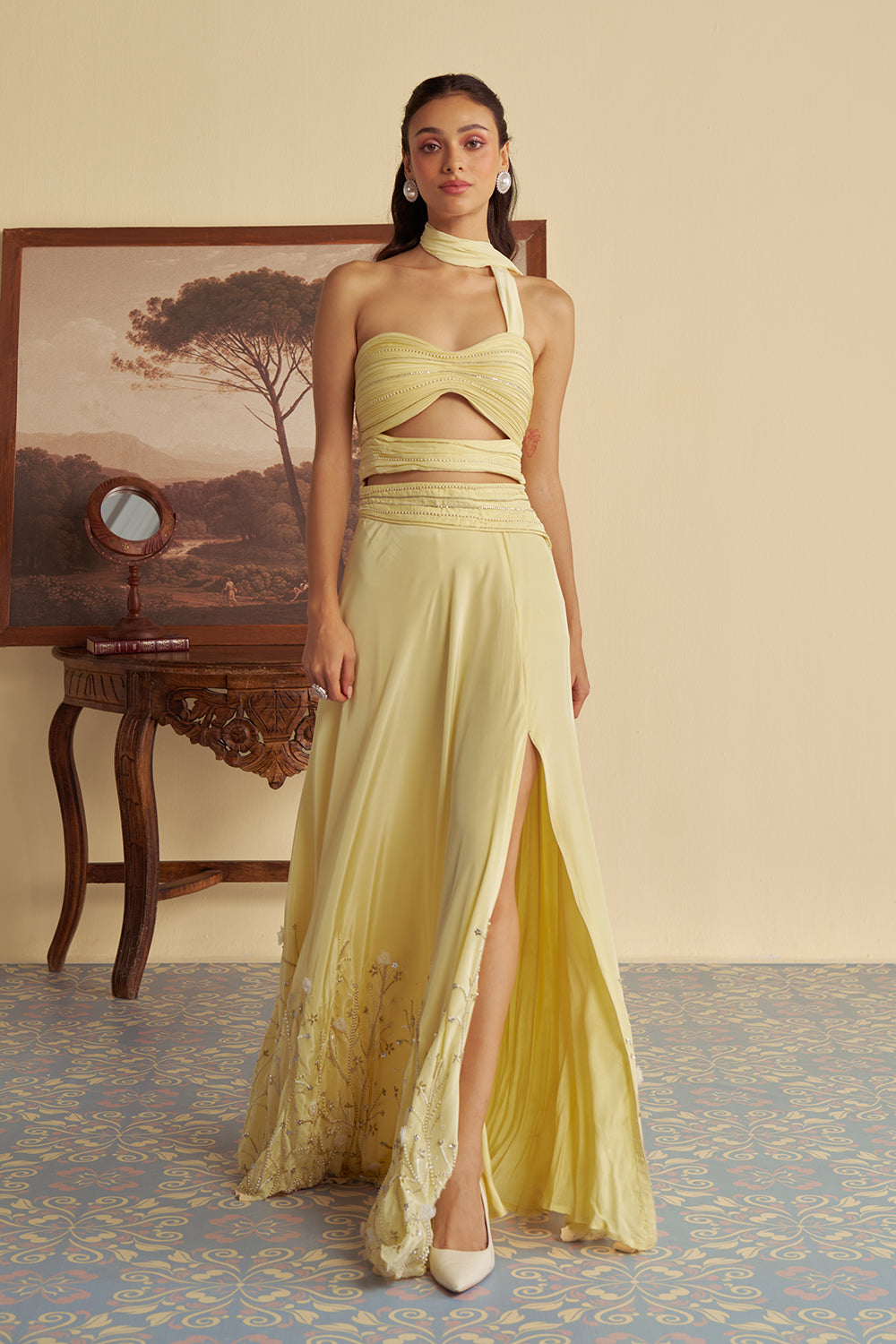 Sunlit slit skirt set