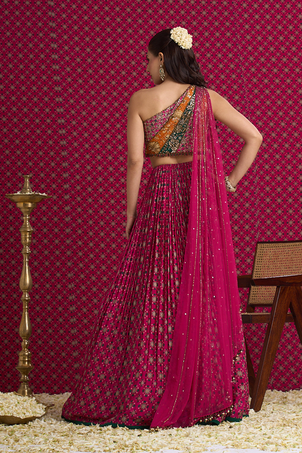 Tara Lehenga