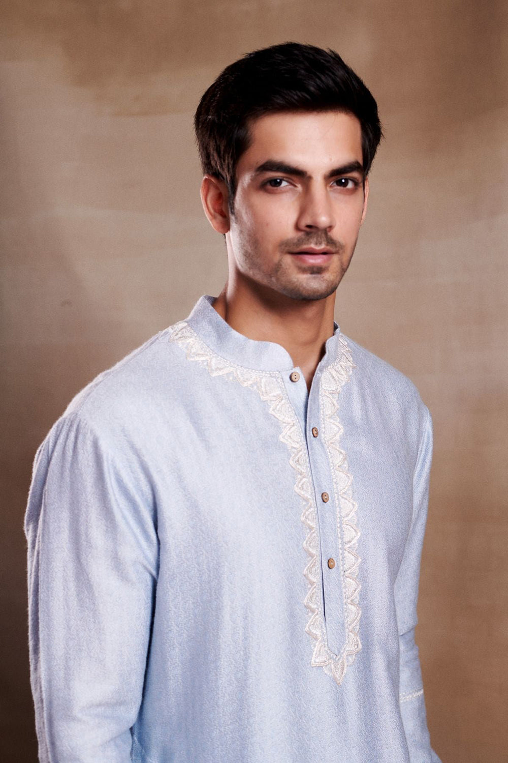 Tavish Kurta