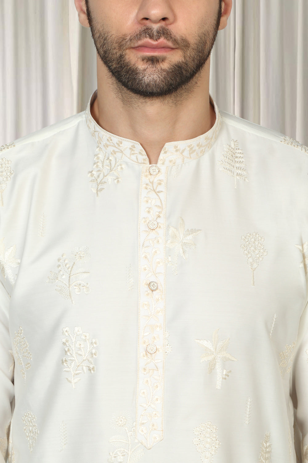 Upwan  Embroidered Kurta Back Elastic Pants