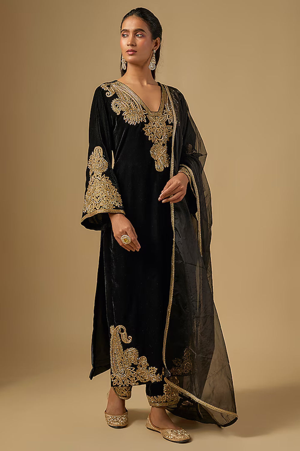 Velvet Kurta Set