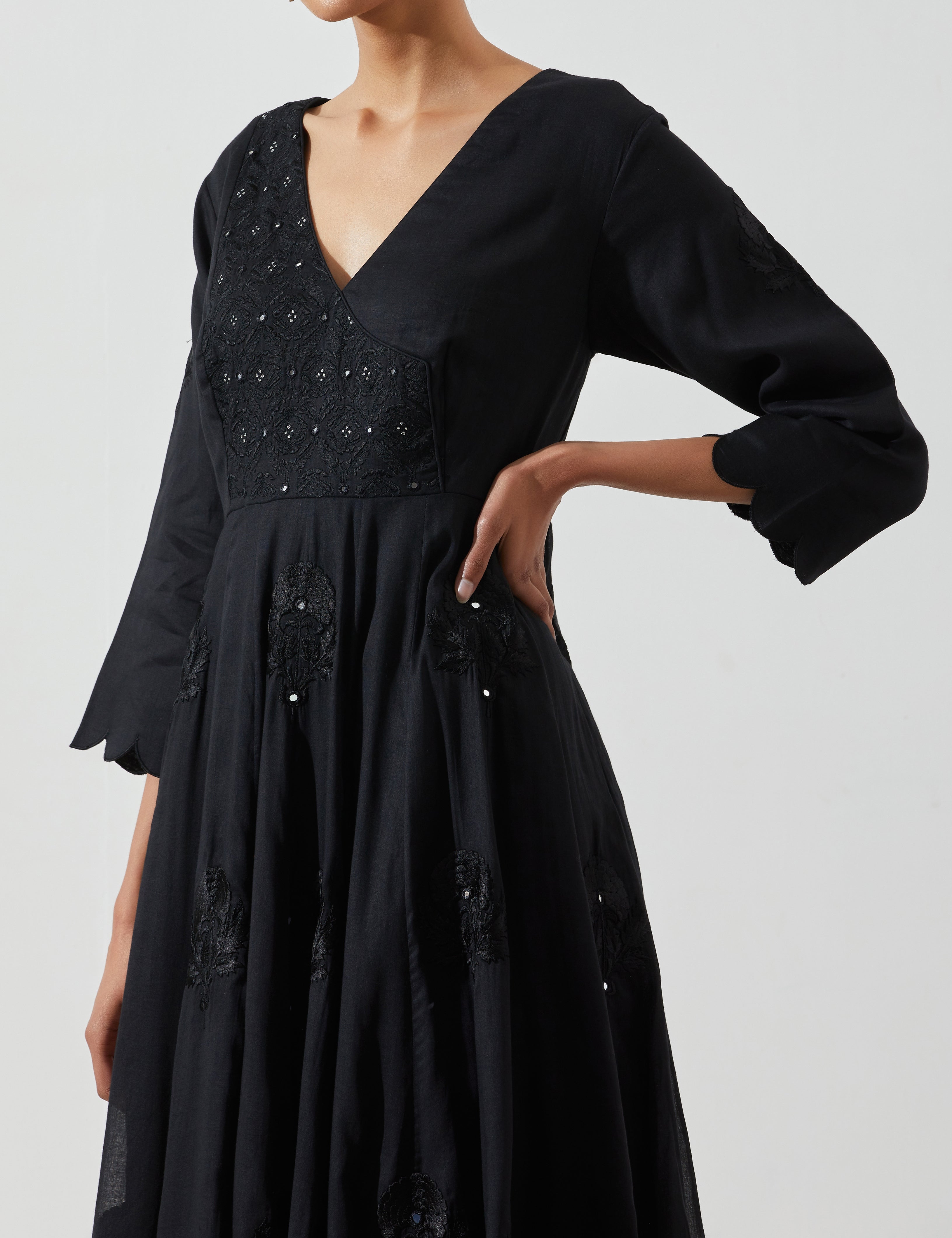 Label Earthen - Poppy Black Kurta Set