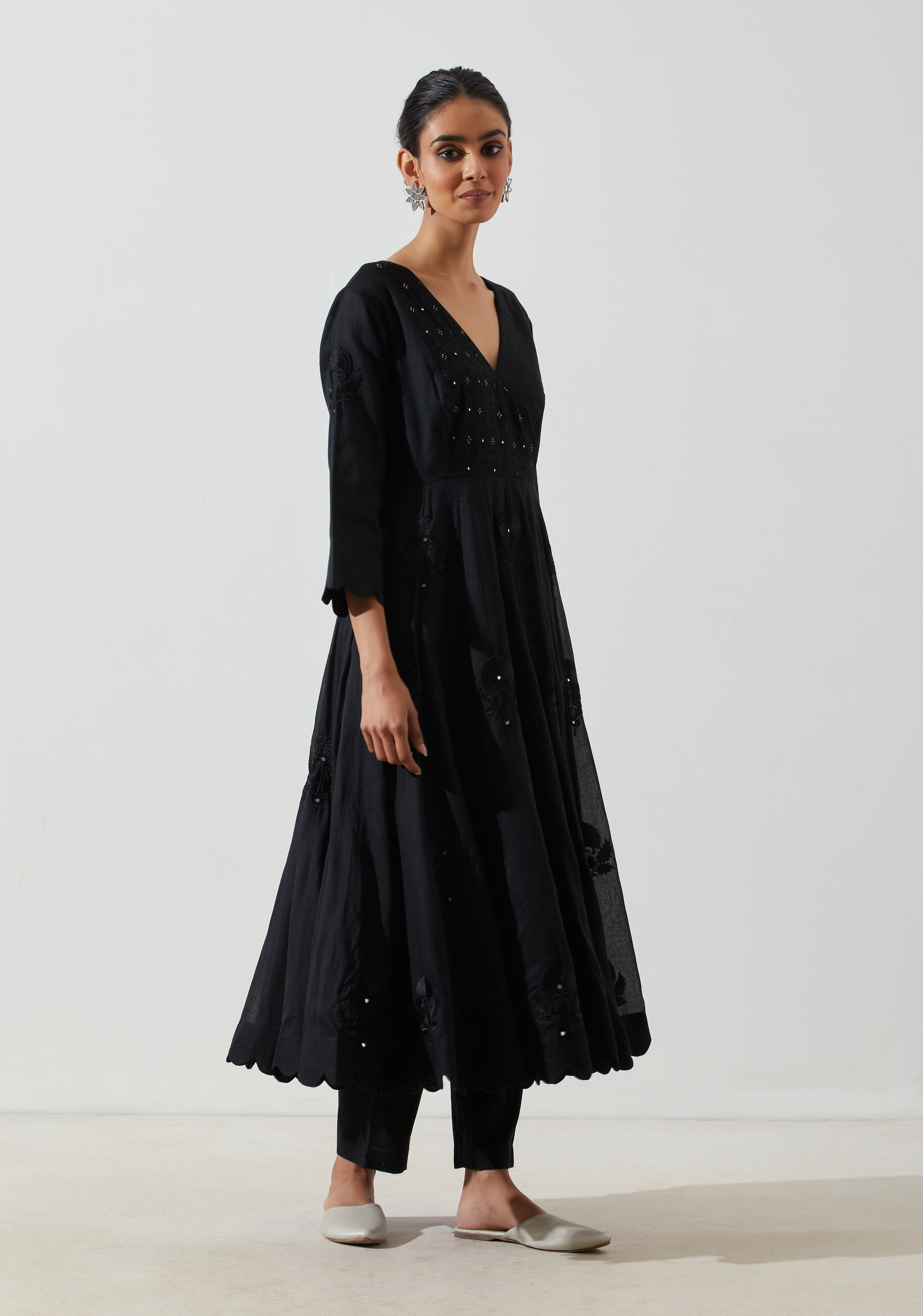 Label Earthen - Poppy Black Kurta Set