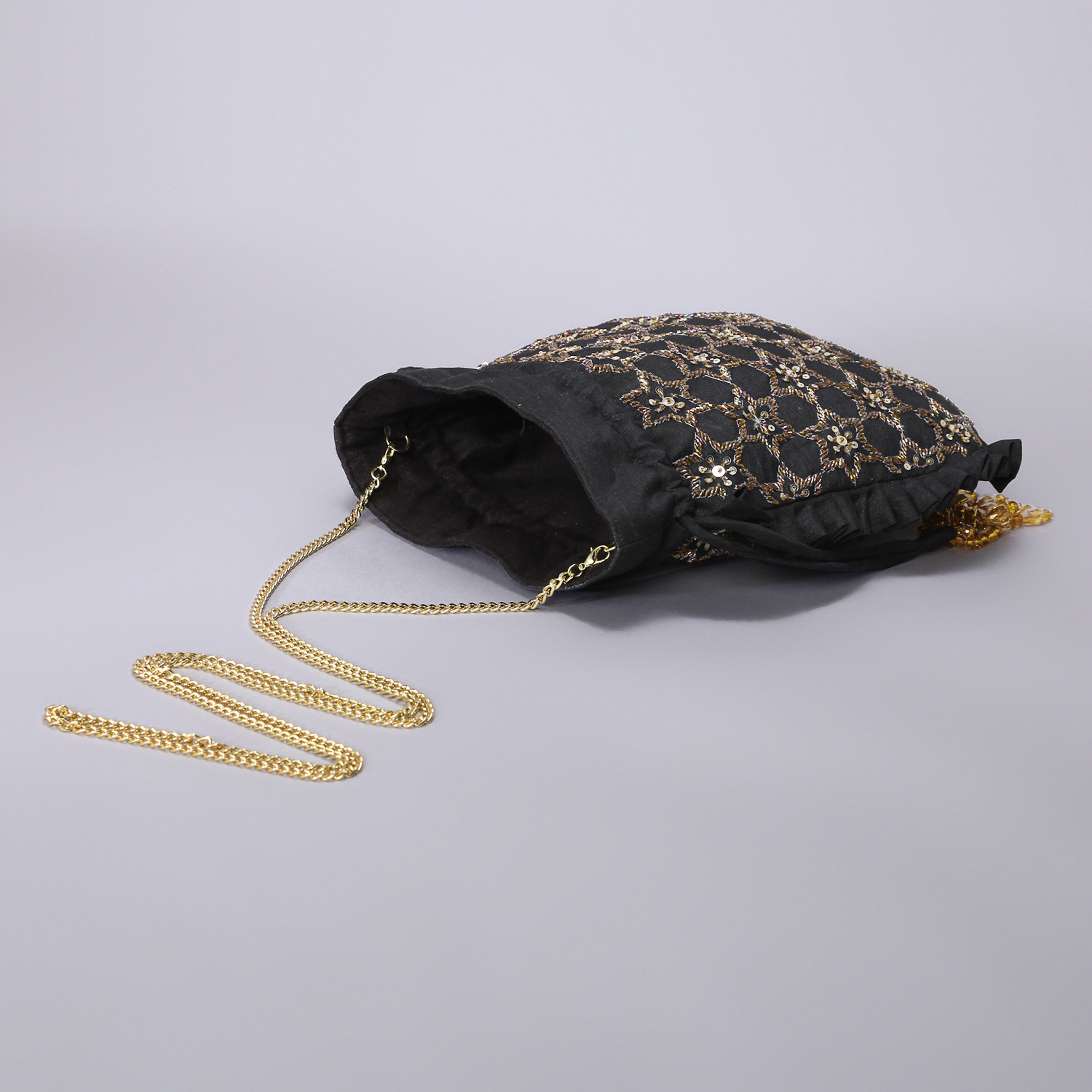 Ornatte - Black Noor Potli