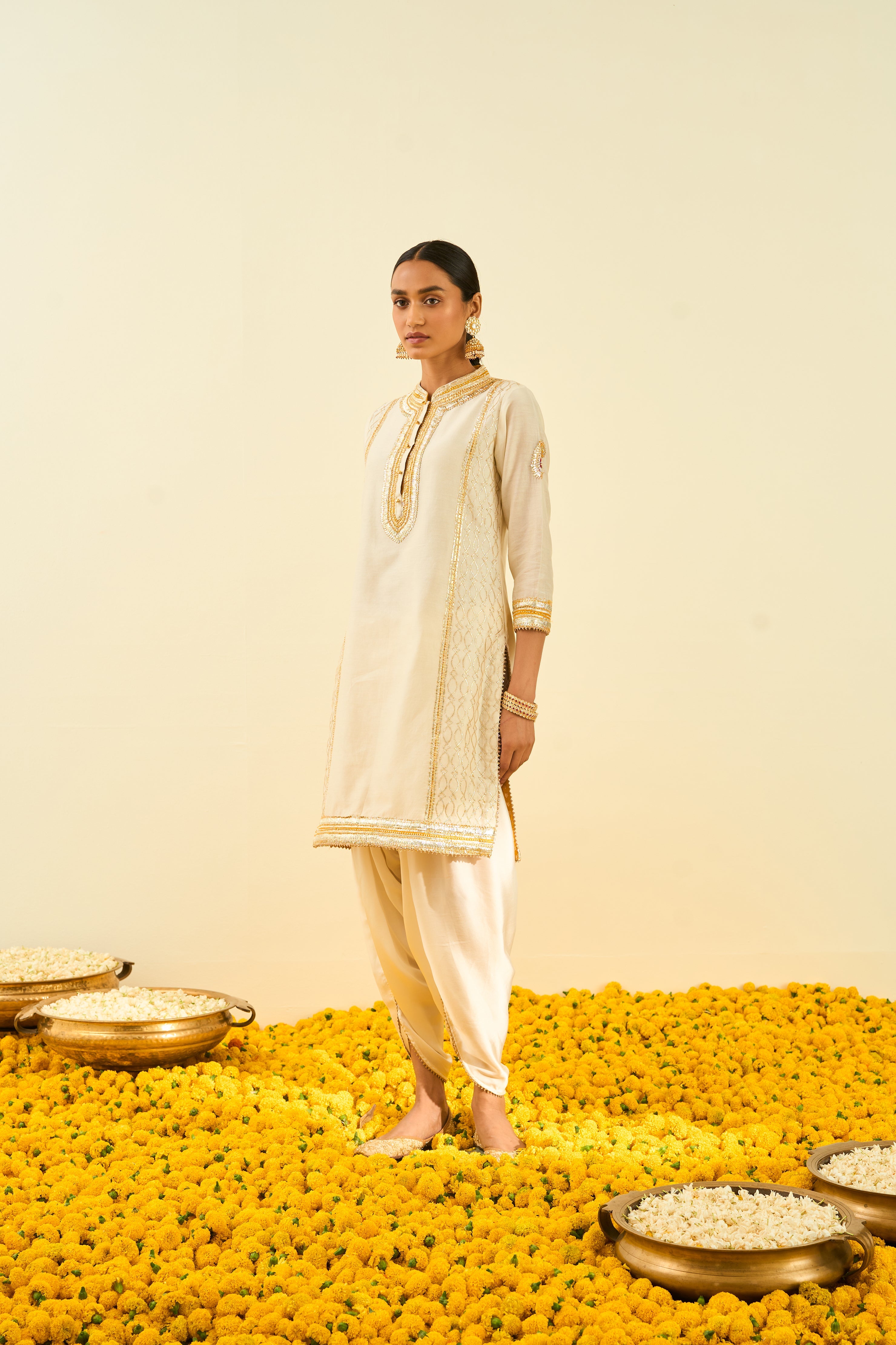 Sheetal Batra - Aliza - Daisy Ivory Embroidered Kurta Set