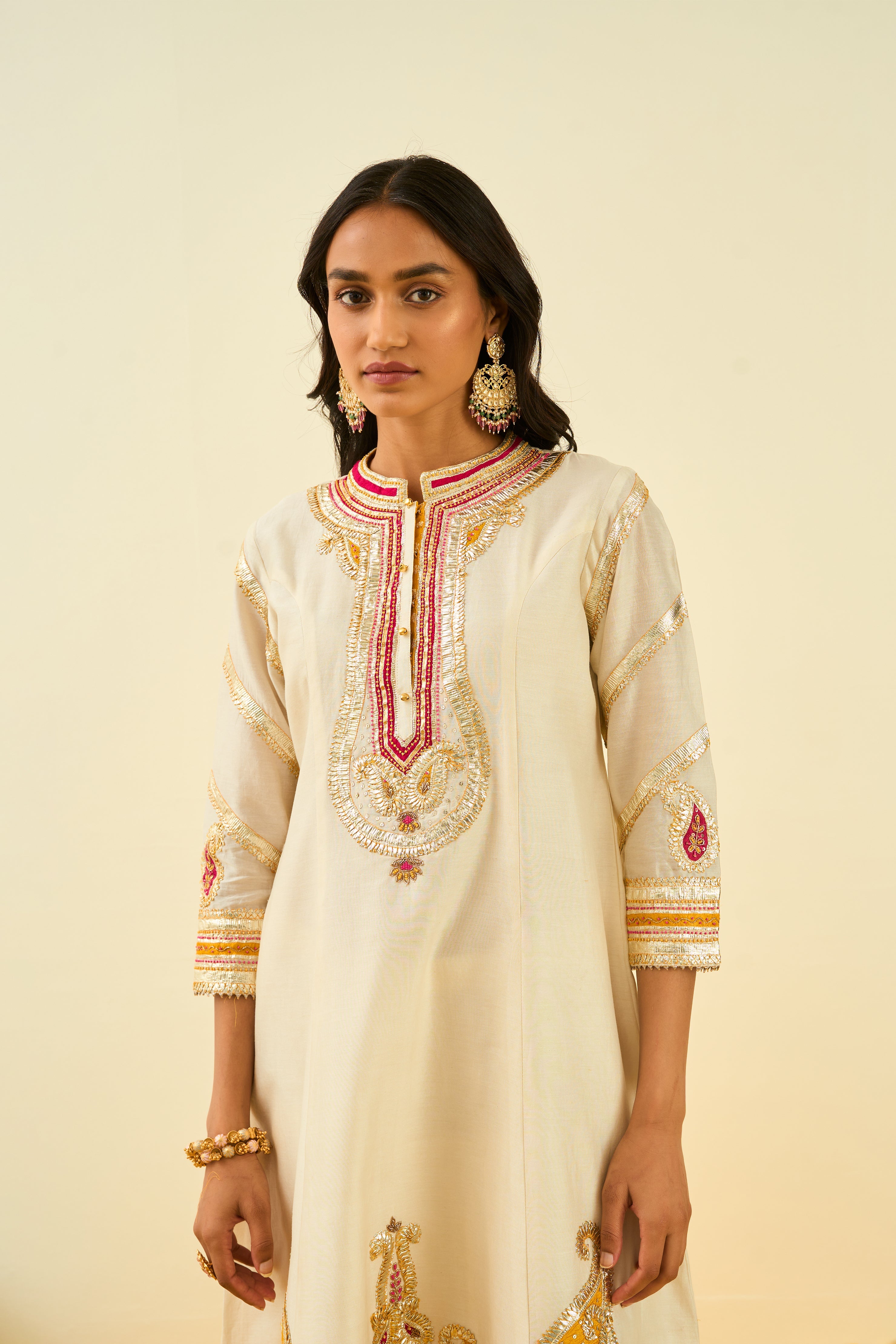 Sheetal Batra - Sadiyah - Daisy Ivory Embroidered Kurta Set